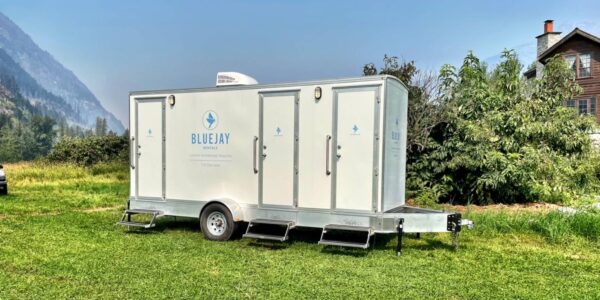 From Weddings to Concerts: The Versatility of Luxury Washroom Trailer Rentals